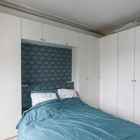 Bright And Charming In The 12th Appartement *