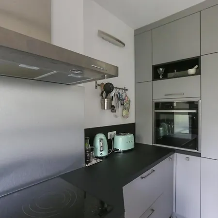 Appartement Bright And Charming In The 12th Parijs