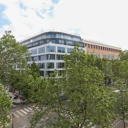 Bright And Charming In The 12th Apartamento París